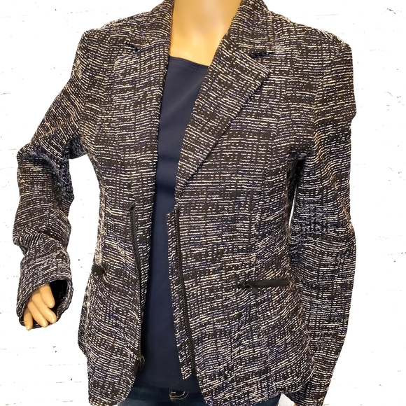 CAbi mingled tweed zip front blazer - Picture 5 of 8
